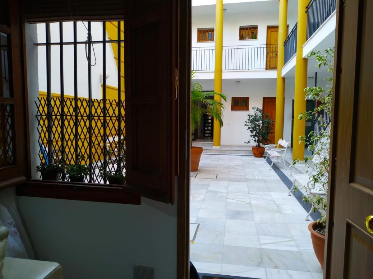 Apartamento Duenas Sevilla Bagian luar foto