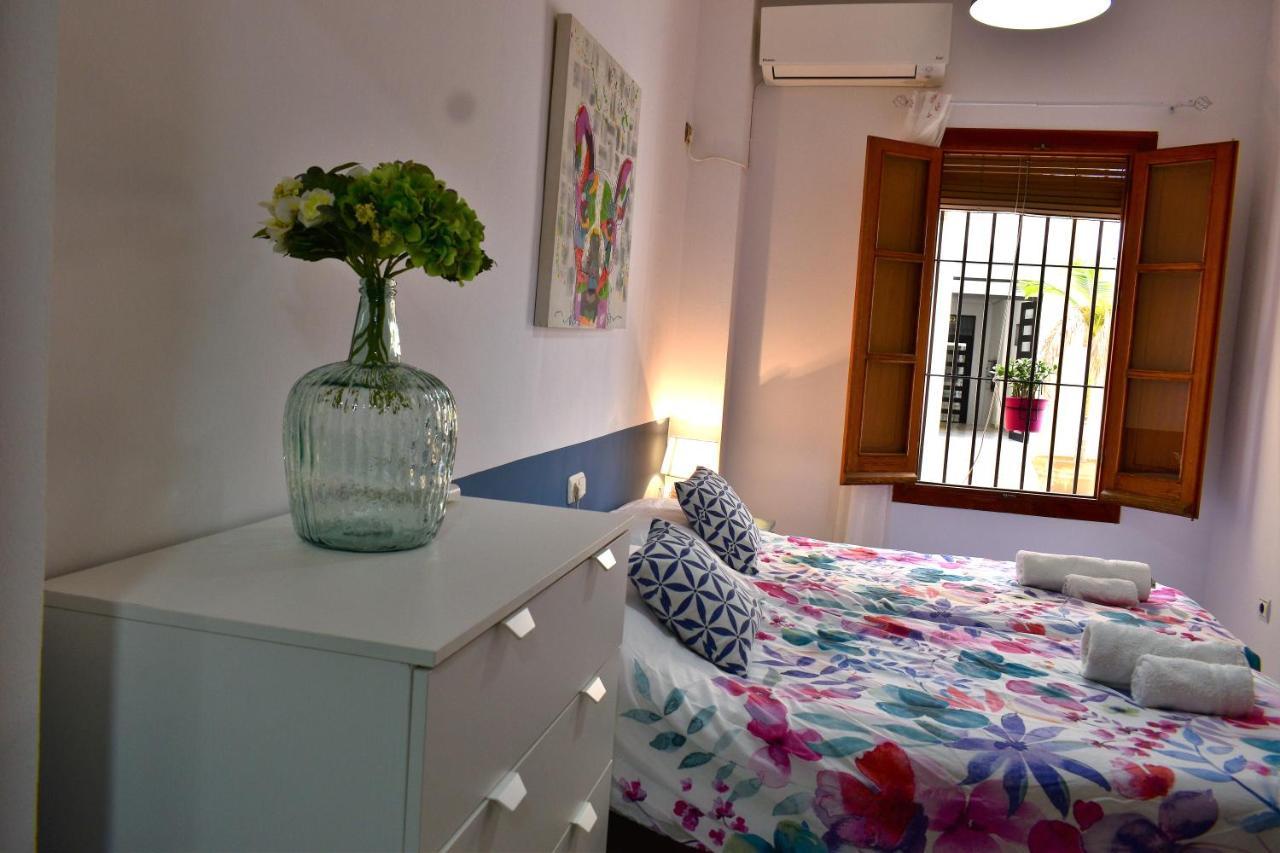 Apartamento Duenas Sevilla Bagian luar foto