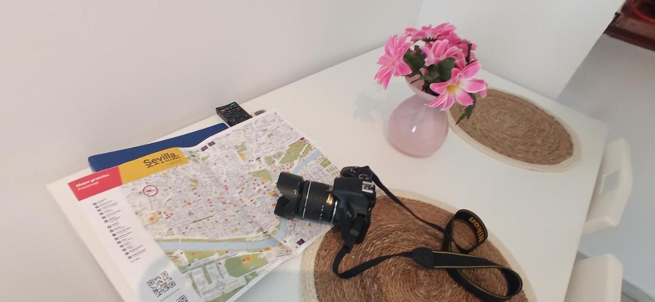 Apartamento Duenas Sevilla Bagian luar foto